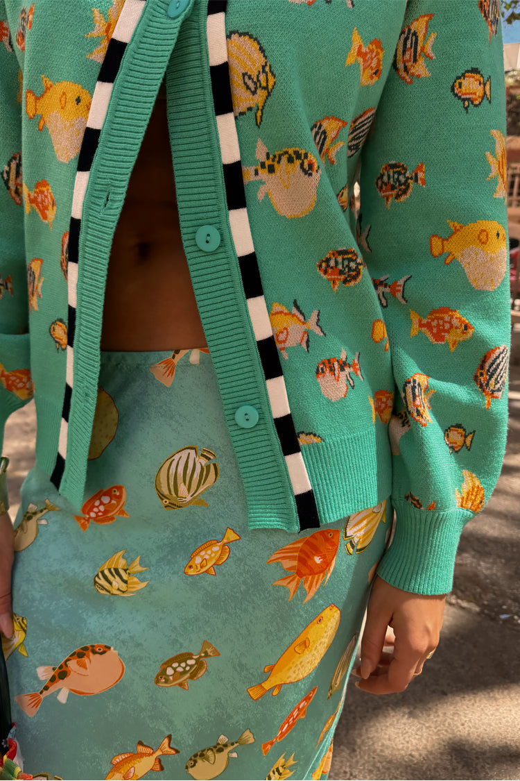 caption_Model wears Atlantis Cardigan in UK size 10/ US 6