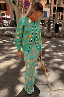 Thumbnail for caption_Model wears Atlantis Dorris Skirt in UK size 10/ US 6