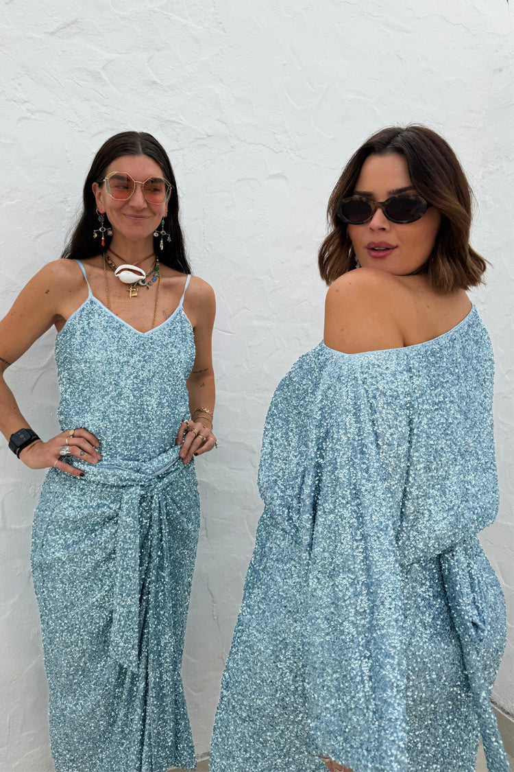 caption_Model wears Blue Sequin Tilly Top in UK size 18/ US 14