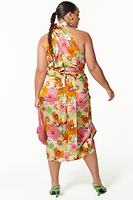 Thumbnail for Model wearing Flowers Scarlett Top back shot