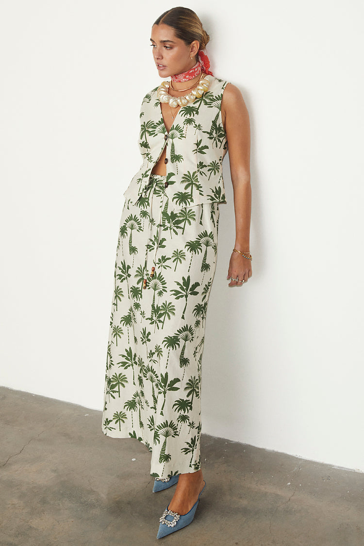 caption_Model wears Green Palm Rico Waistcoat  in UK size 10/ US 6