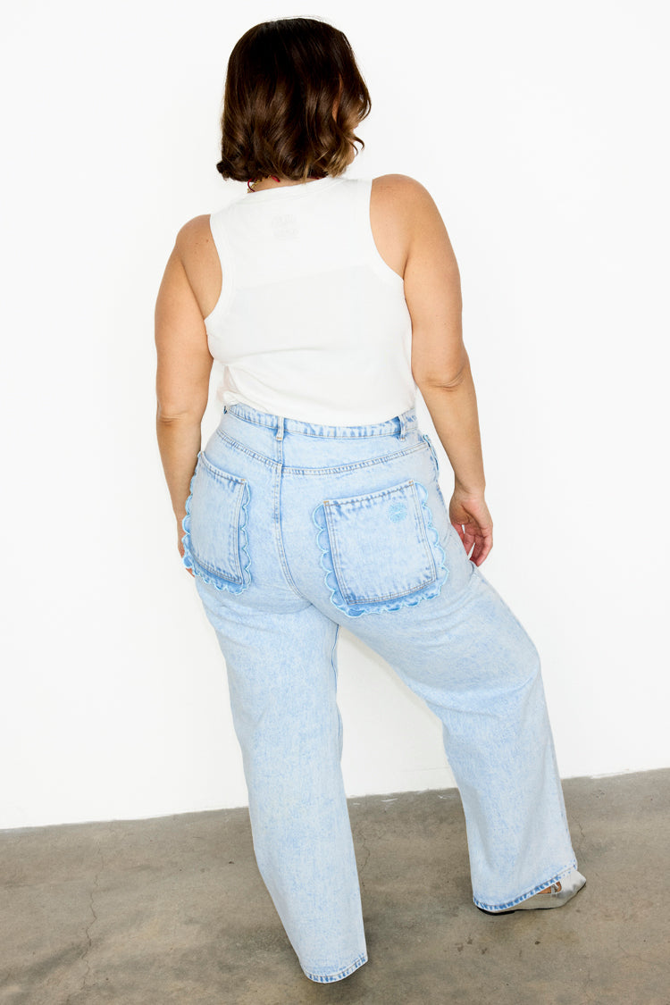 Scallop Detail Straight Leg Jeans