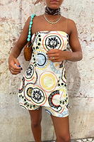 Thumbnail for caption_Model wears Cream Mosaic Plate Sol Bandeau Top in UK size 10/ US 6