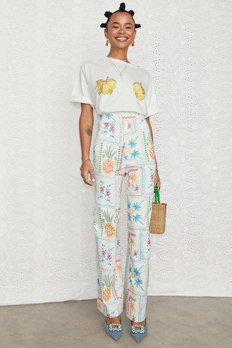 caption_Model wears White Island Marra Trousers in UK size 10/ US 6