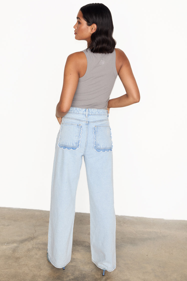 Scallop Detail Straight Leg Jeans