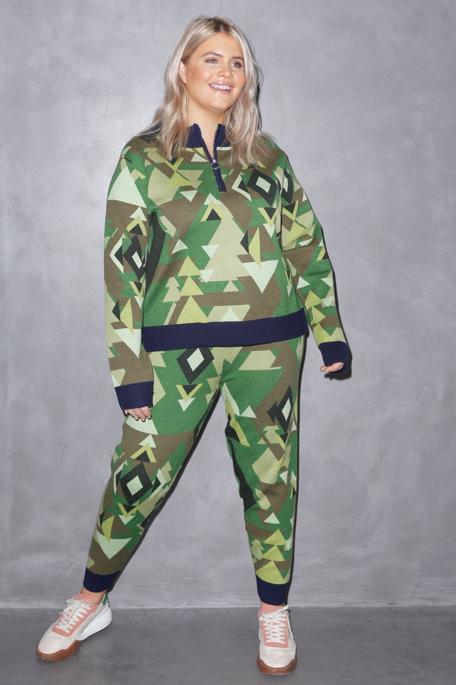 Aspen Greens Knit Pant - Curve - nfd-demo-dev
