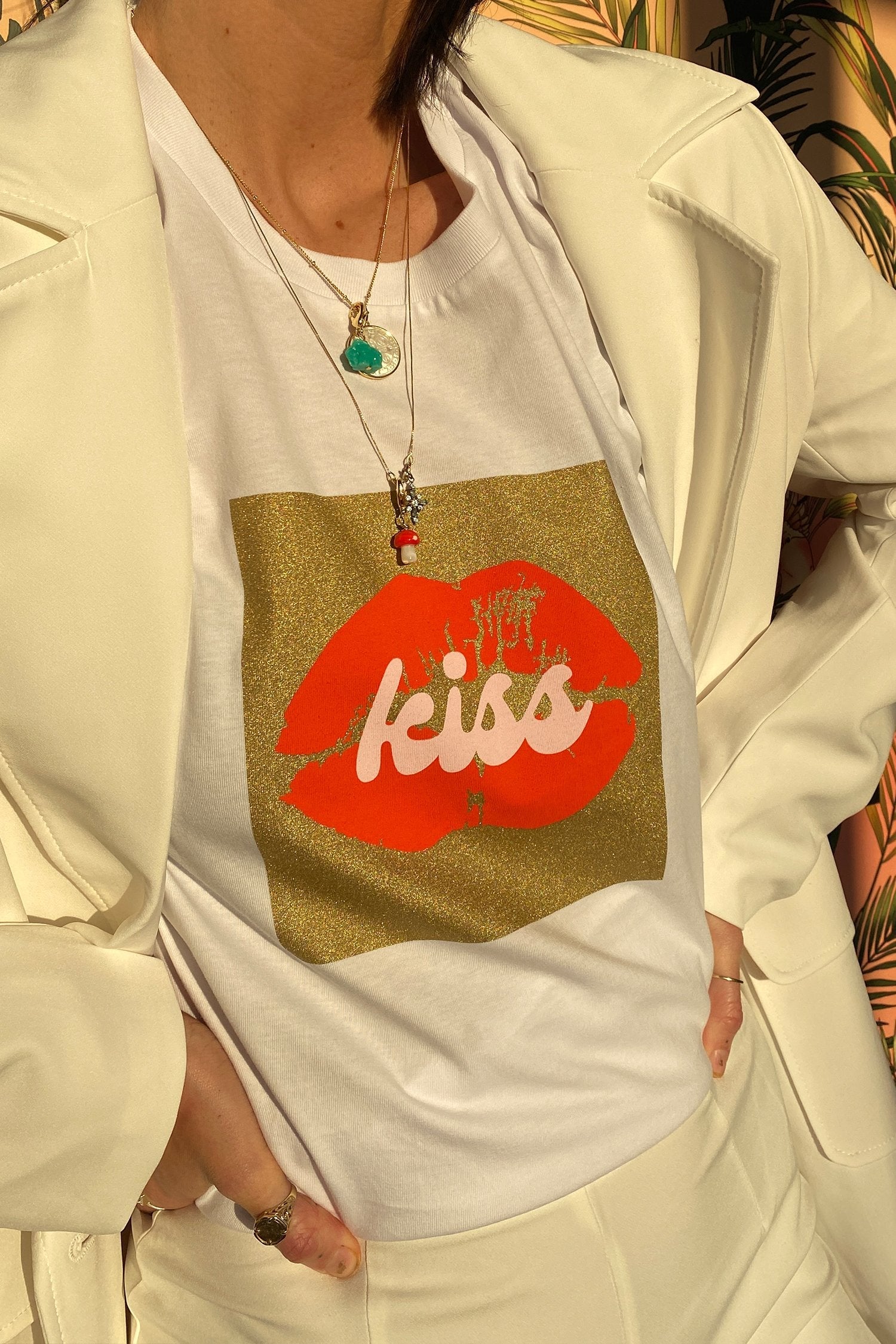 Gold Kiss Tee - nfd-demo-dev