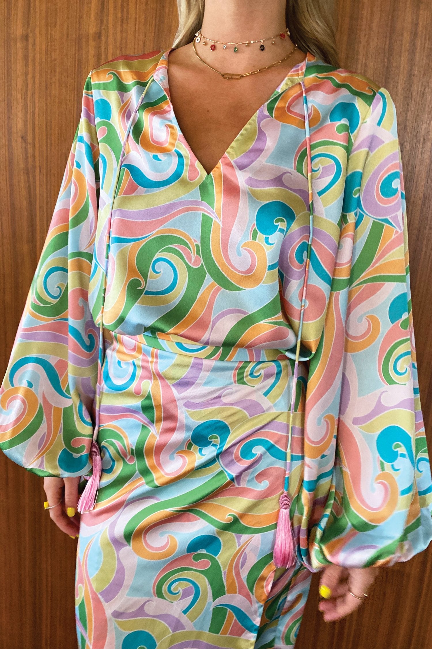 Pastel-Groove-Blouson-Sleeve-Top-Curve-£69