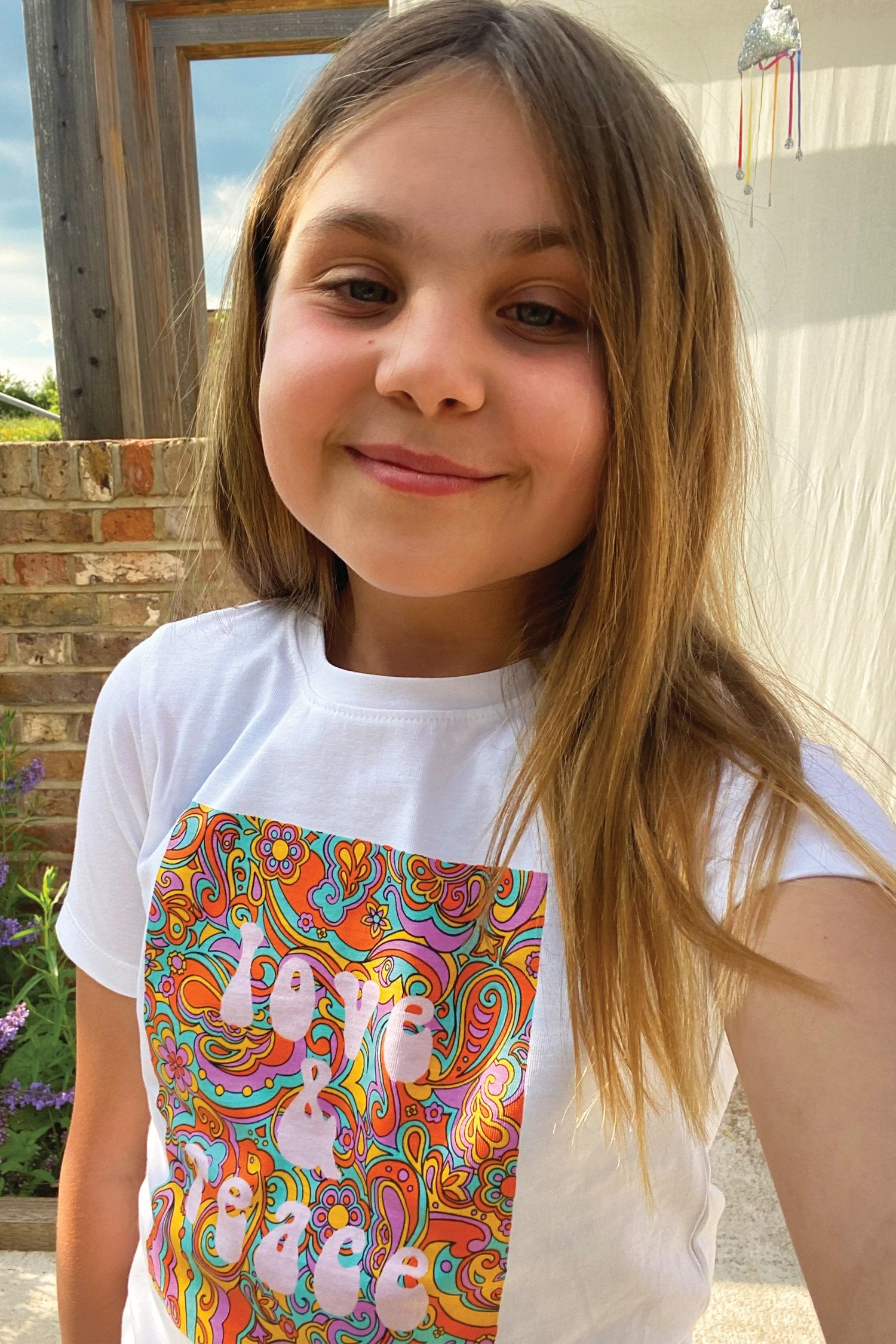 NFD-Kids-Love-&-Peace-Tee-£19