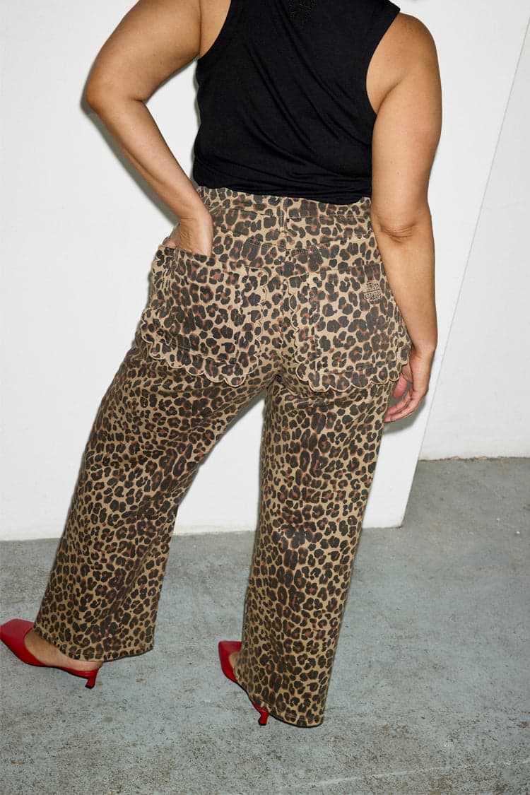 Leopard Lucia Scallop Detail Jeans Petite