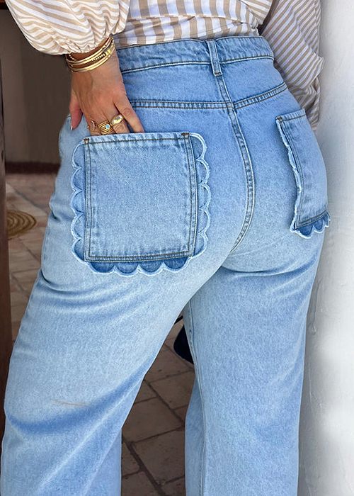 Scallop Detail Straight Leg Jeans