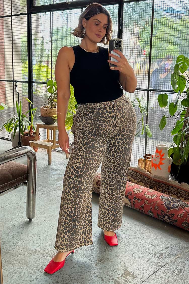 Leopard Lucia Scallop Detail Jeans Petite