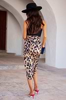 Thumbnail for caption_Model wears Brown Leopard Jaspre Skirt in UK 8 / US 4