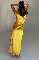 Thumbnail for caption_Model is 5ft7” and wears UK size 10/ US 6