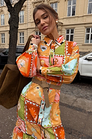 Thumbnail for caption_Model wears Soller Midi Dress in UK size 6/ US 2