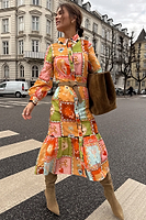 Thumbnail for caption_Model wears Soller Midi Dress in UK size 6/ US 2