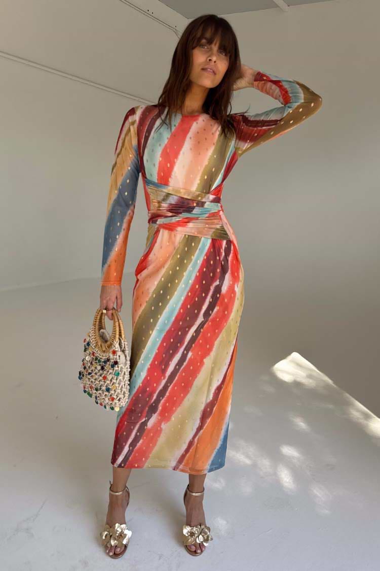caption_Model is 5ft7” and wears UK size 8/ US 4