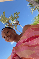 Thumbnail for caption_Model is 5ft7” and wears size L