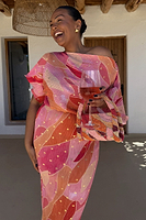 Thumbnail for caption_Model is 5ft7” and wears size L