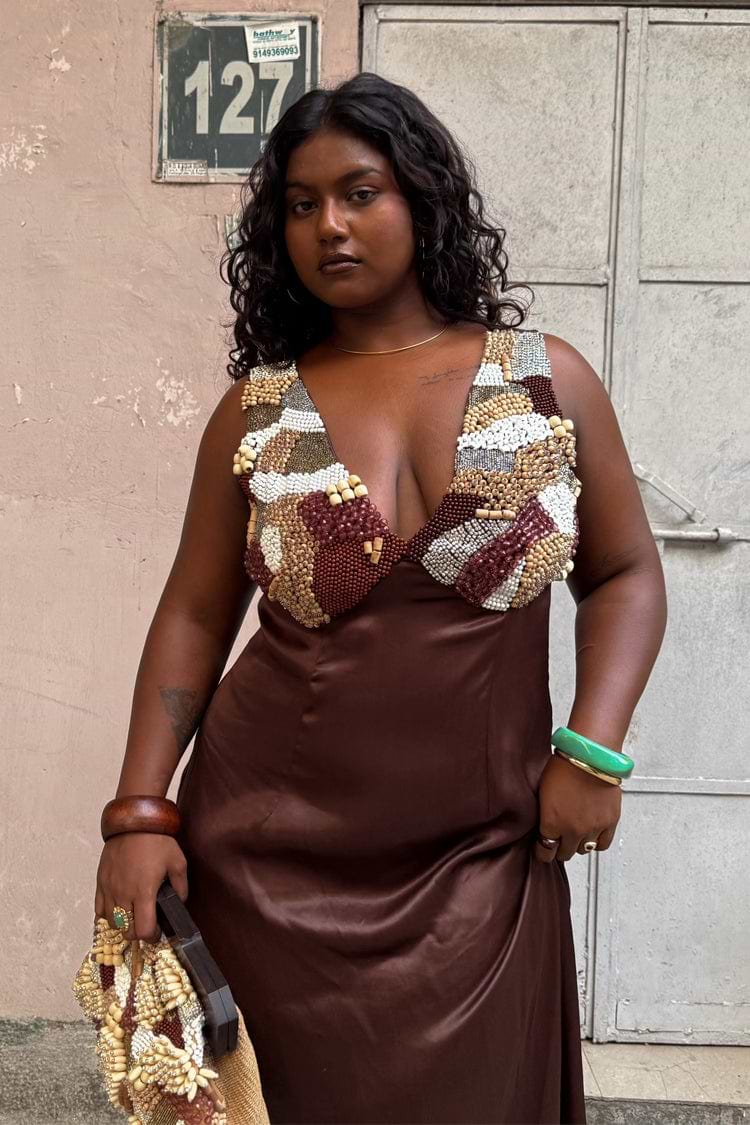 caption_Model is 5ft3” and wears UK size 16/ US 12