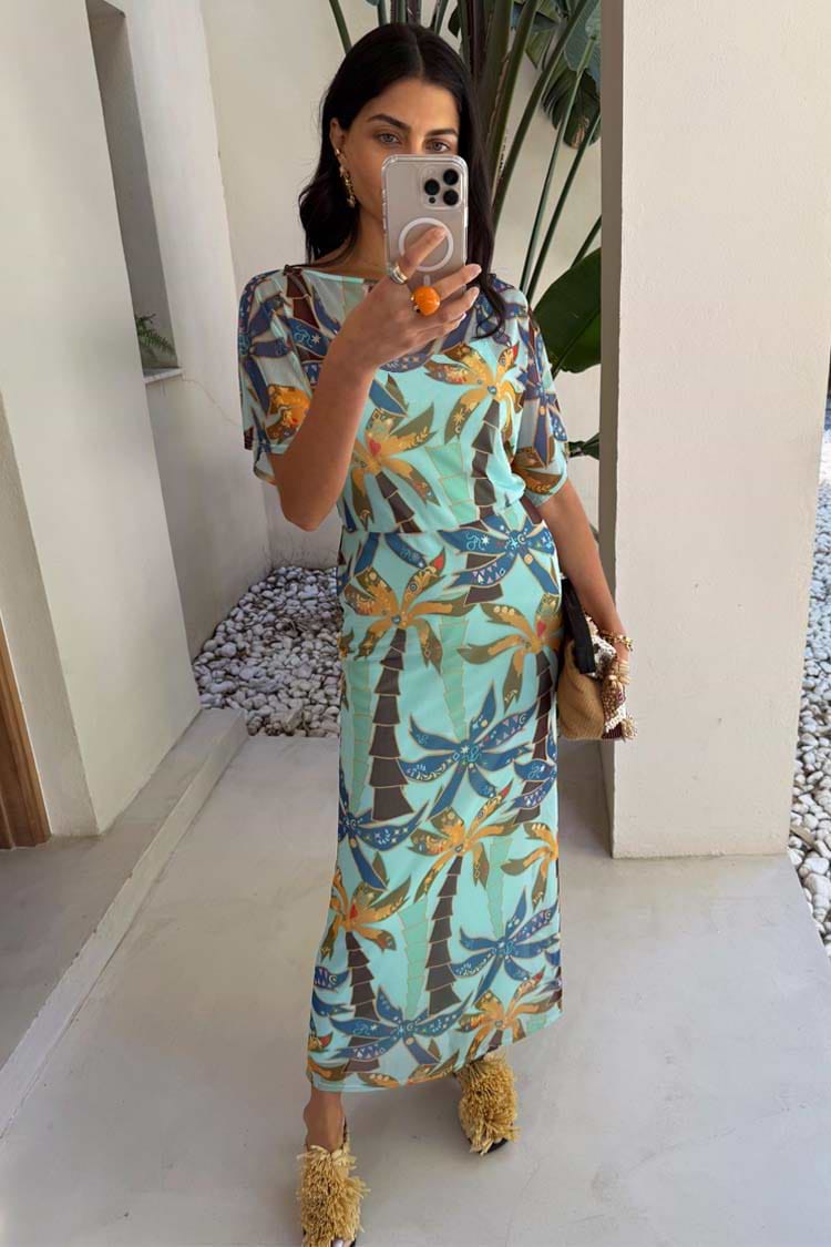 caption_Model is 5ft7” and wears UK size 8/ US 4