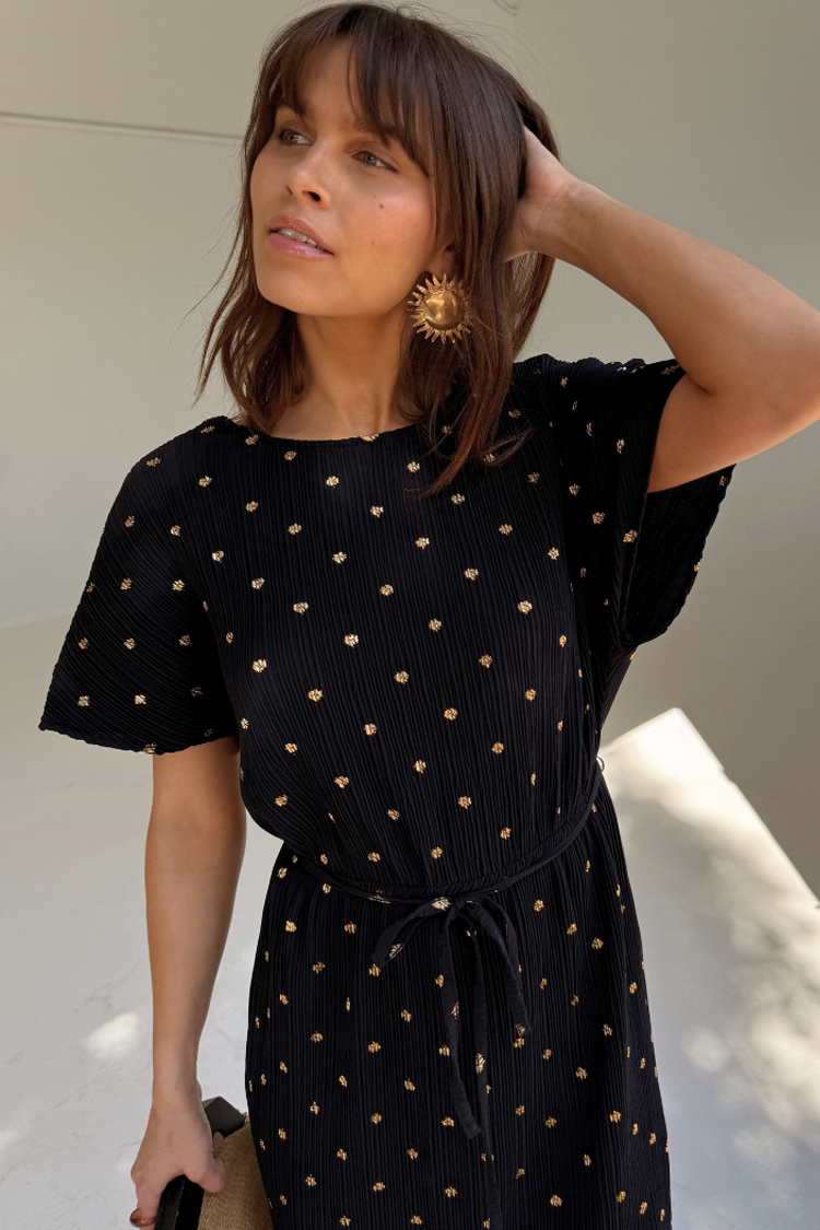 caption_Model is 5ft7” and wears size M