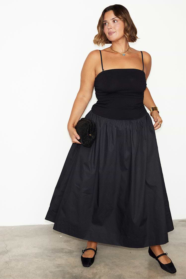 Black Lola Mid-axi Dress