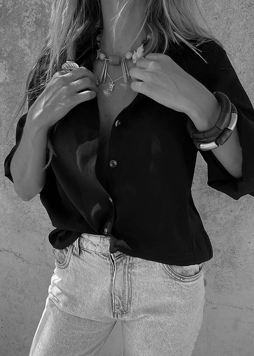Black Miley Shirt