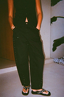 Thumbnail for caption_Model is 5ft7” and wears UK size 8/ US 4