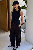 Thumbnail for caption_Model is 5ft7” and wears UK size 8/ US 4