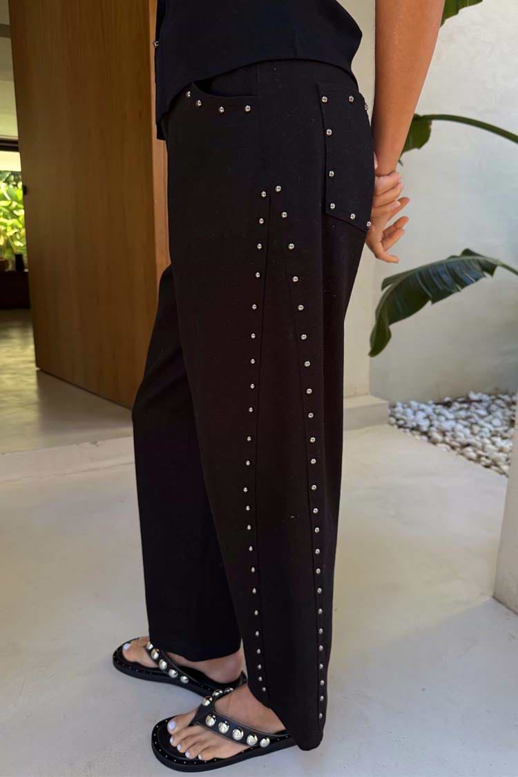 caption_Model is 5ft7” and wears UK size 8/ US 4