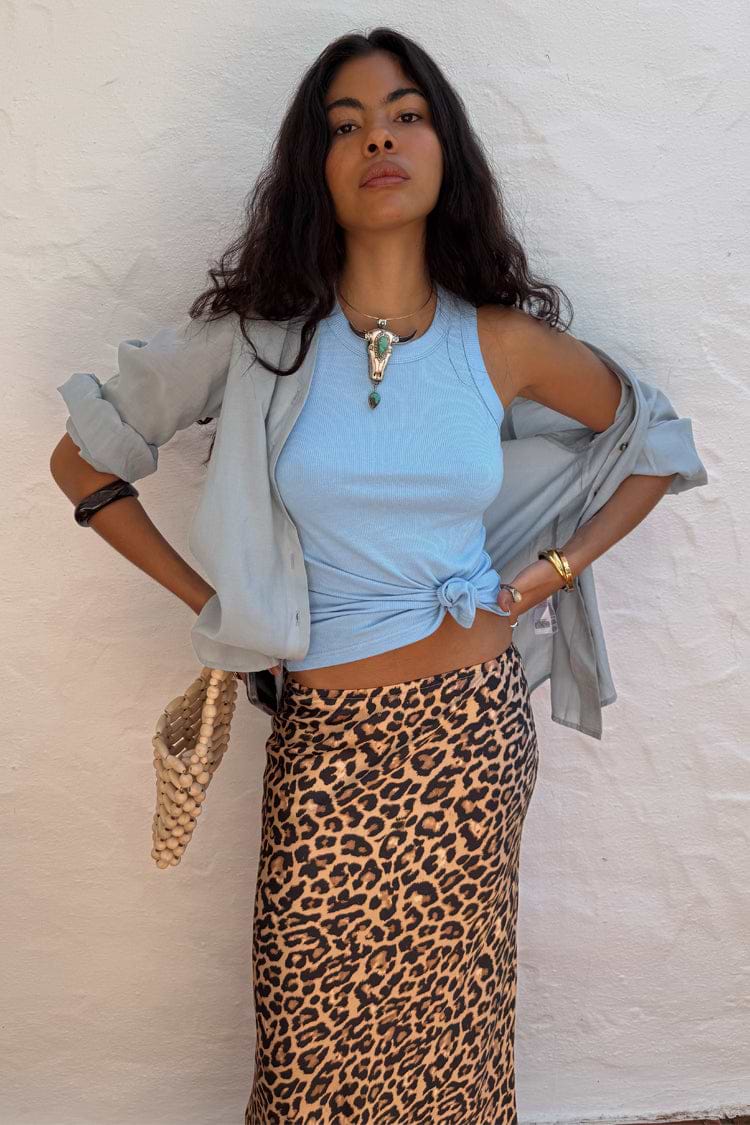 caption_Model is 5ft8” and wears size M
