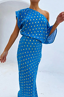 Thumbnail for caption_Model is 5ft5” and wears size S