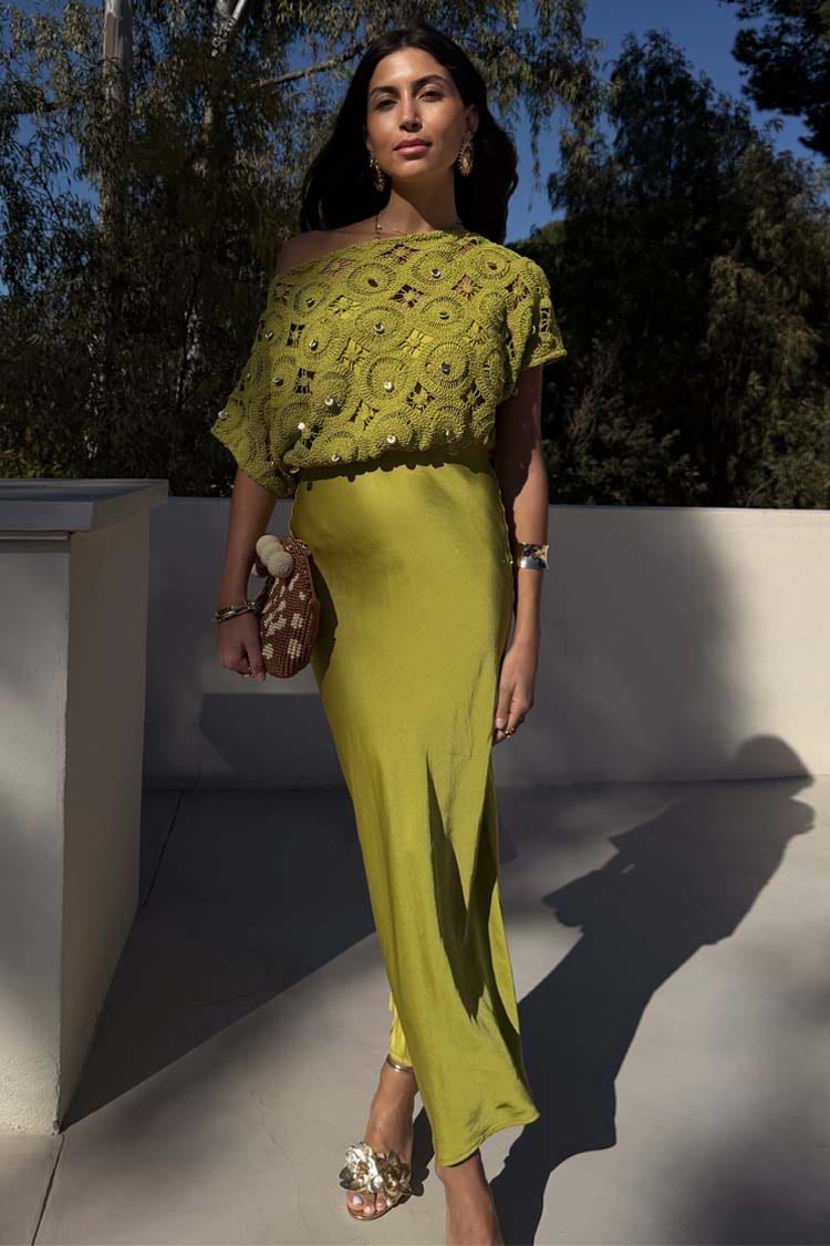 caption_Model is 5ft7” and wears UK size 8/ US 4