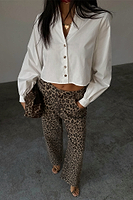 Thumbnail for caption_Model wears  White Cropped Cotton Miley Shirt in UK size 8/ US 4