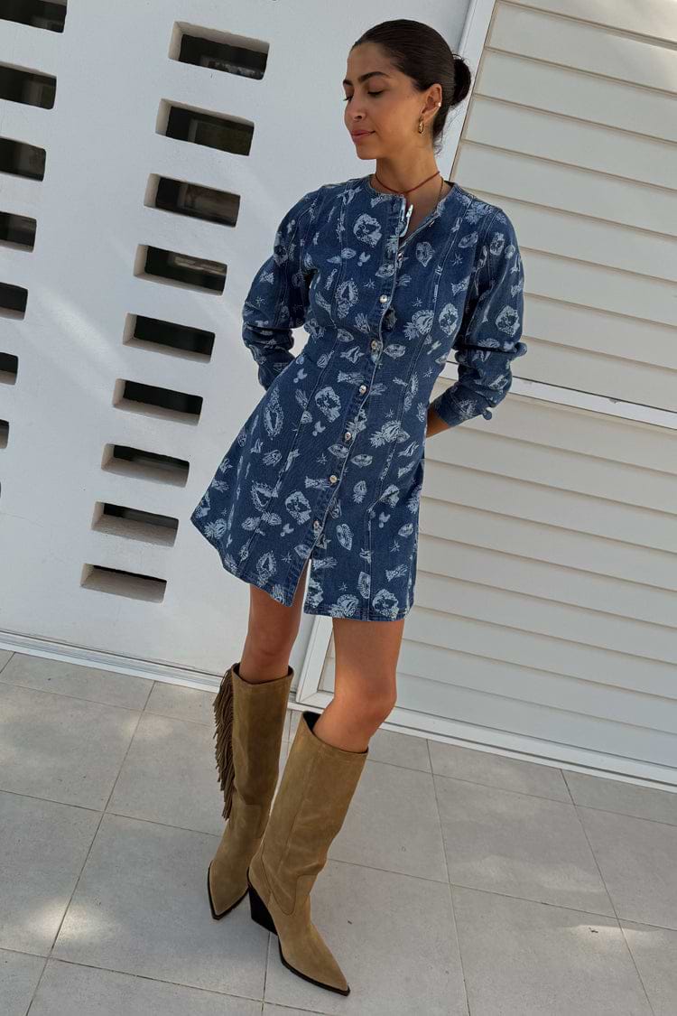 caption_Model is 5ft7” and wears UK size 8/ US 4