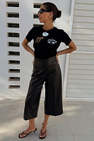 Thumbnail for caption_Model is 5ft7” and wears size S