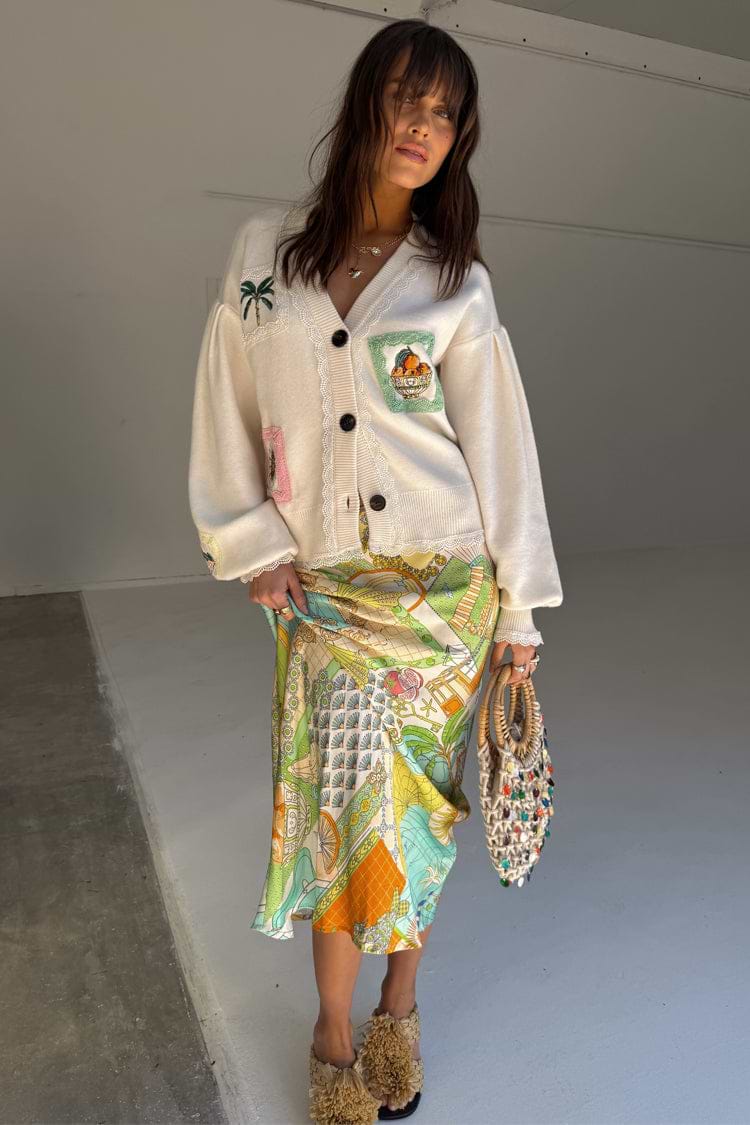 caption_Model is 5ft7” and wears UK size 8/ US 4