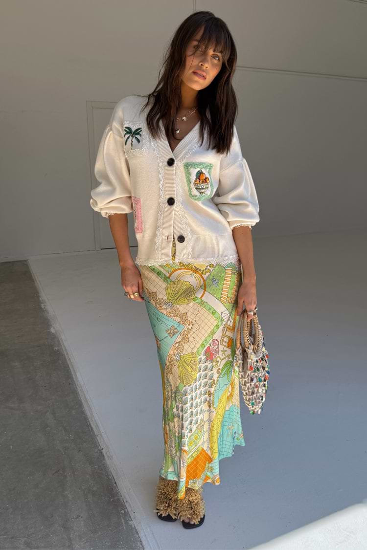 caption_Model is 5ft7” and wears UK size 8/ US 4