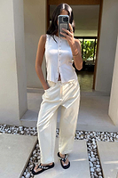 Thumbnail for caption_Model is 5ft7” and wears size M