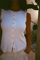 Thumbnail for caption_Model is 5ft7” and wears size M