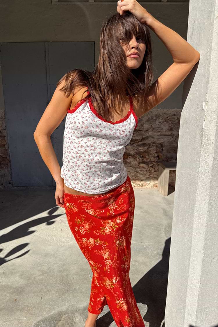 caption_Model is 5ft7” and wears UK size 8/ US 4