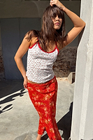 Thumbnail for caption_Model is 5ft7” and wears UK size 8/ US 4