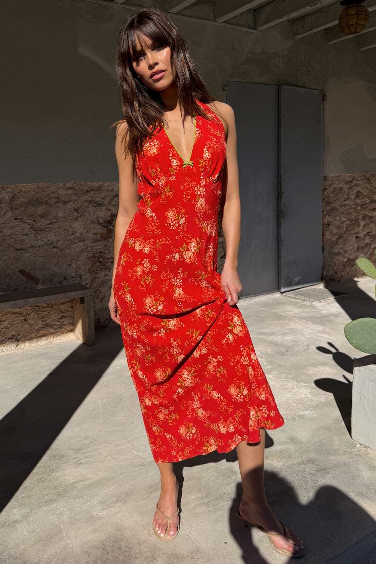 caption_Model is 5ft7” and wears UK size 8/ US 4