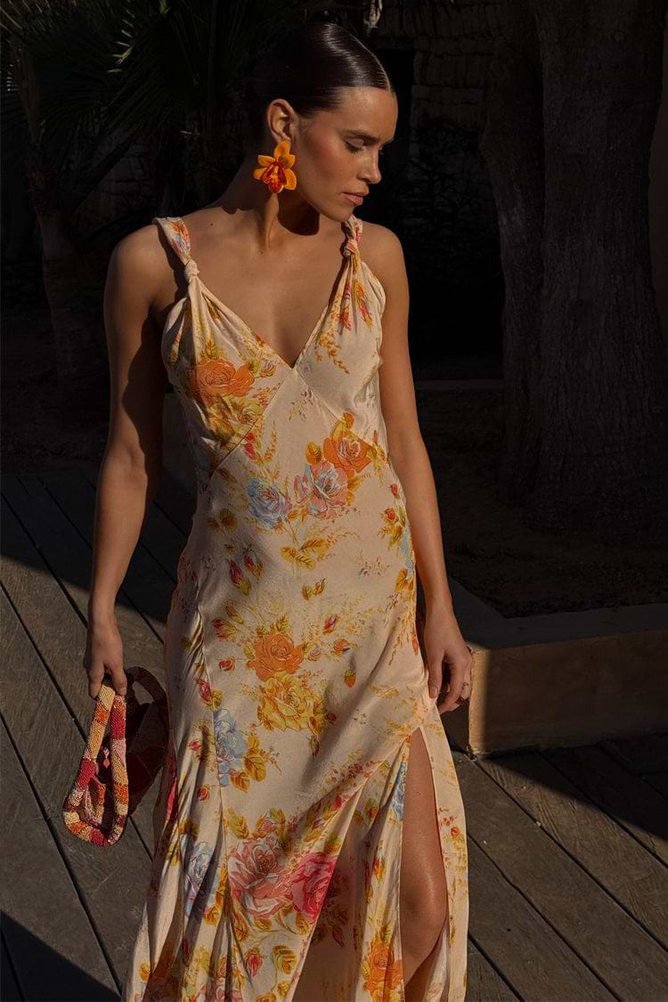 caption_Model is 5ft7” and wears UK size 8/ US 4