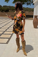 Thumbnail for  caption_Model is 5ft7” and wears UK size 8/ US 4