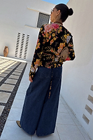 Thumbnail for caption_Model is 5ft7” and wears size S