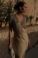 Thumbnail for caption_Model is 5ft7” and wears UK size 10/ US 6