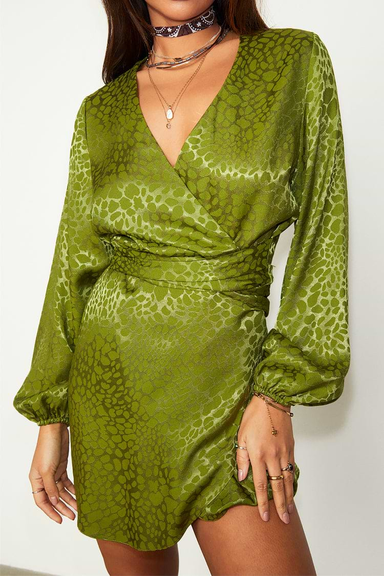 caption_Model wears Green Jacquard Mini Vienna Dress  in UK size 10/ US 6