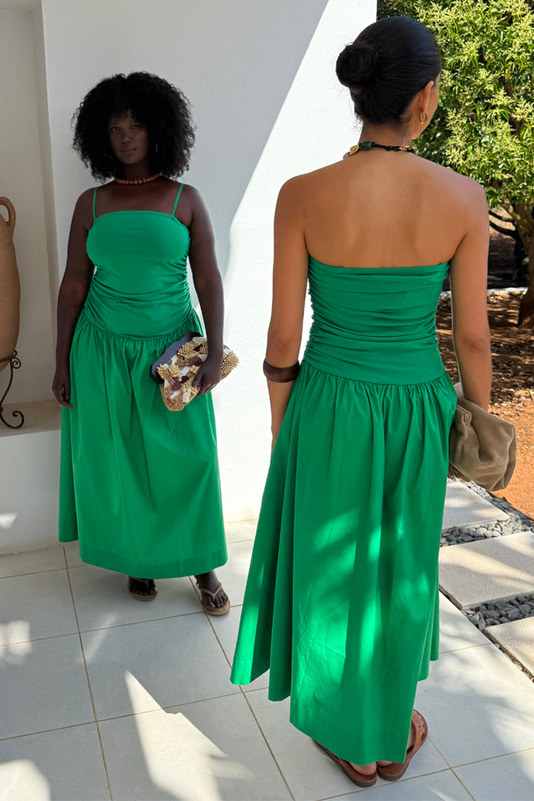caption_Models are 5ft7” and wearing UK size 16 and 8, US size 12 and 4